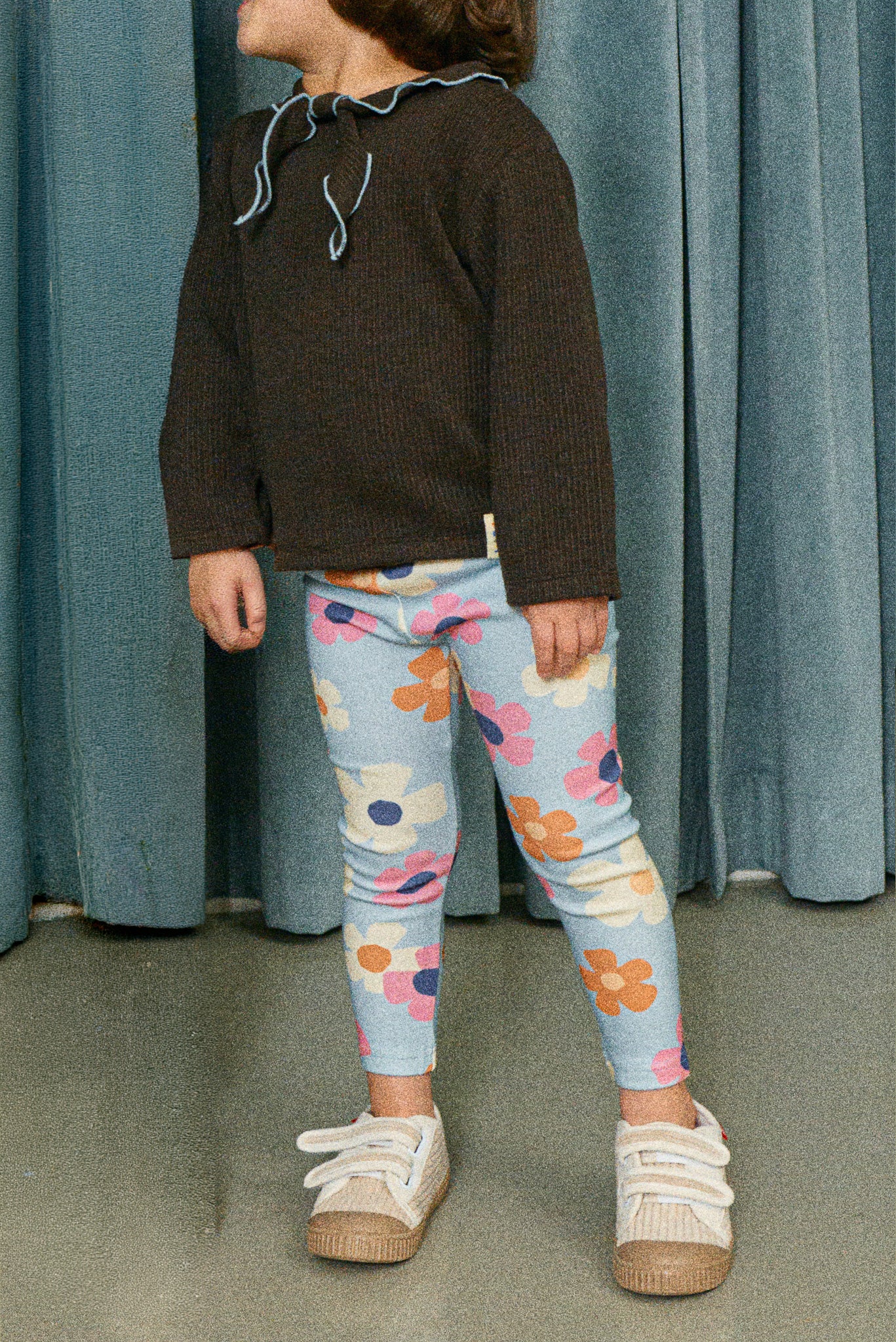 Blue Flower Leggings