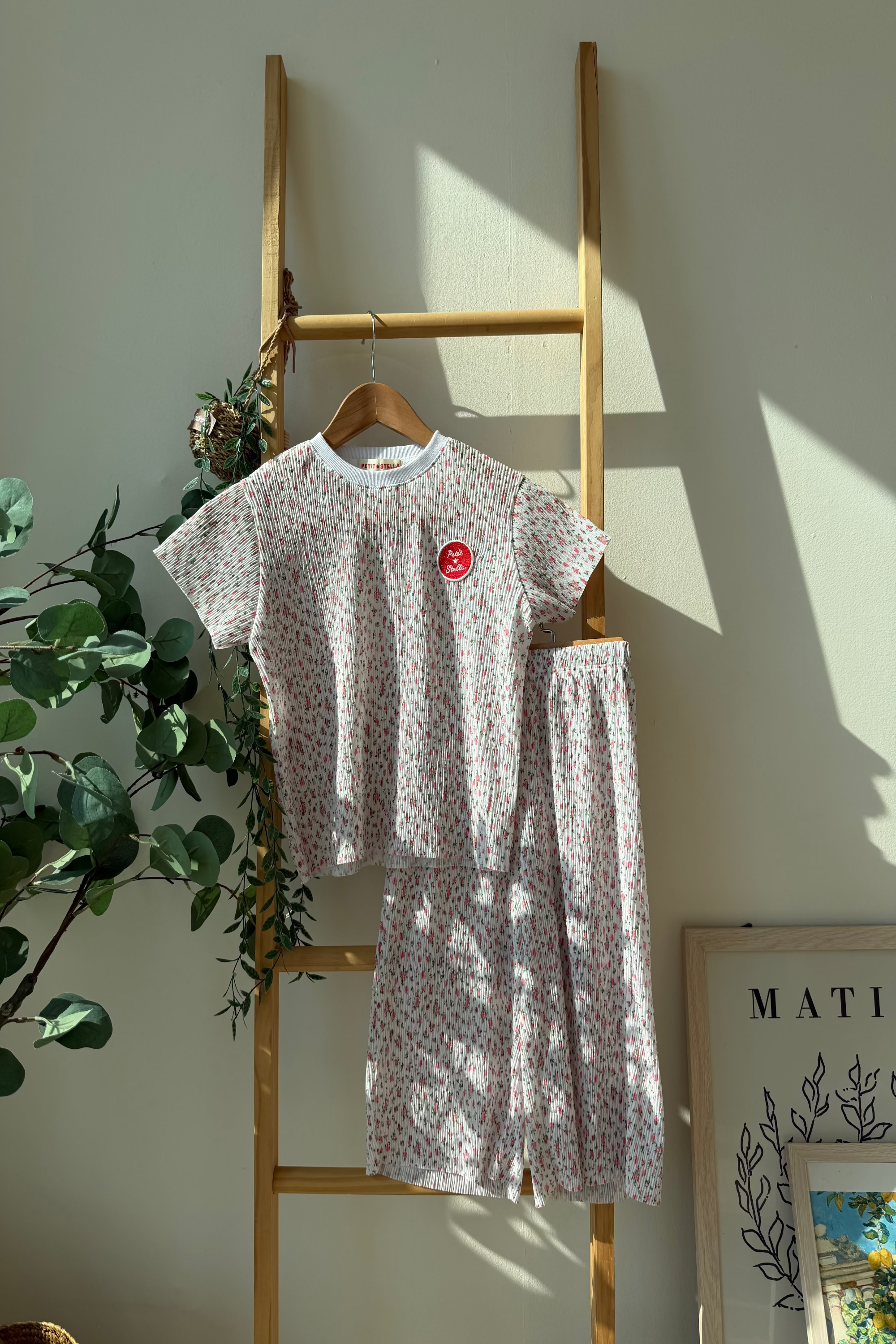 Floral Pleats Top - White