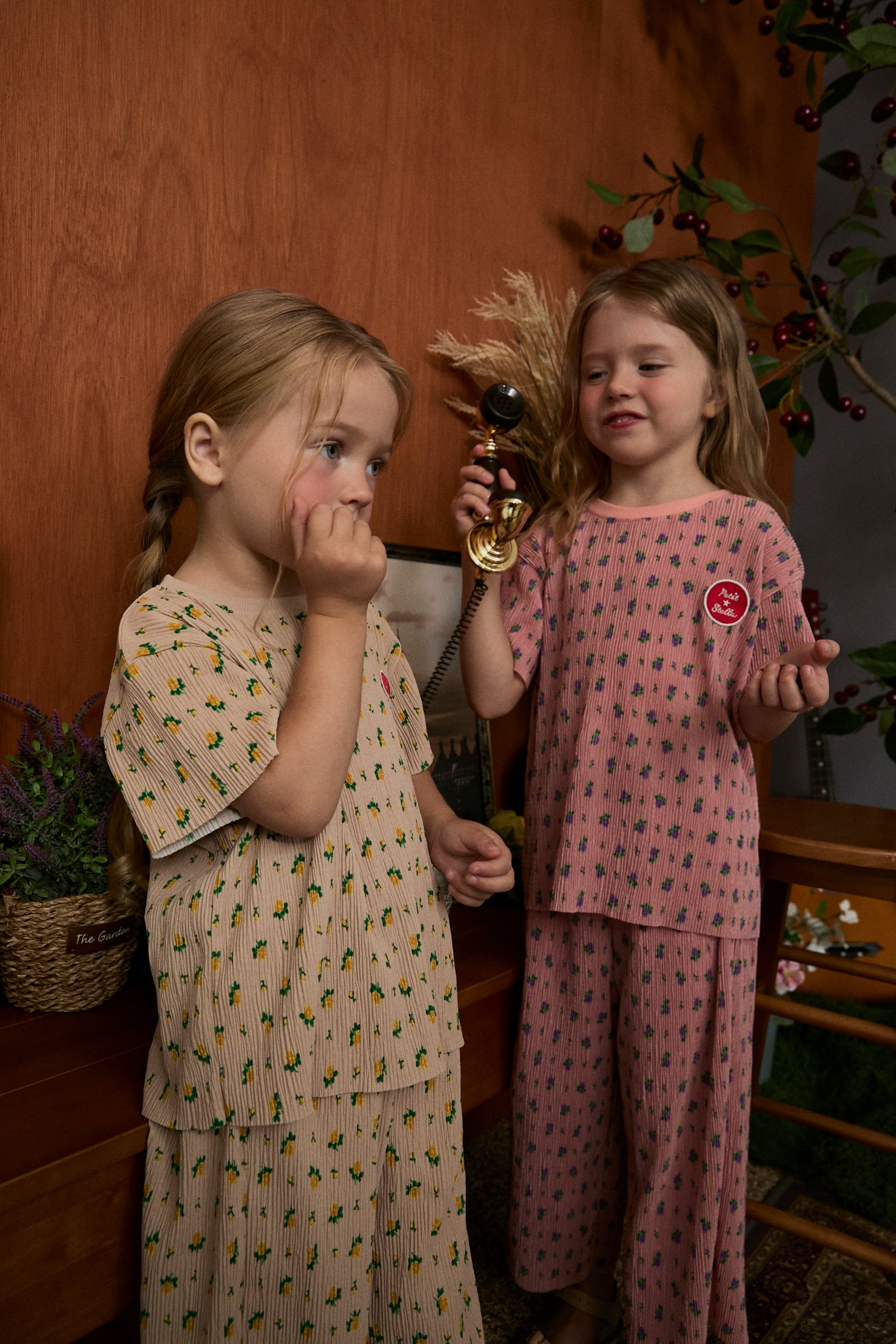 Floral Pleats Pants - Khaki