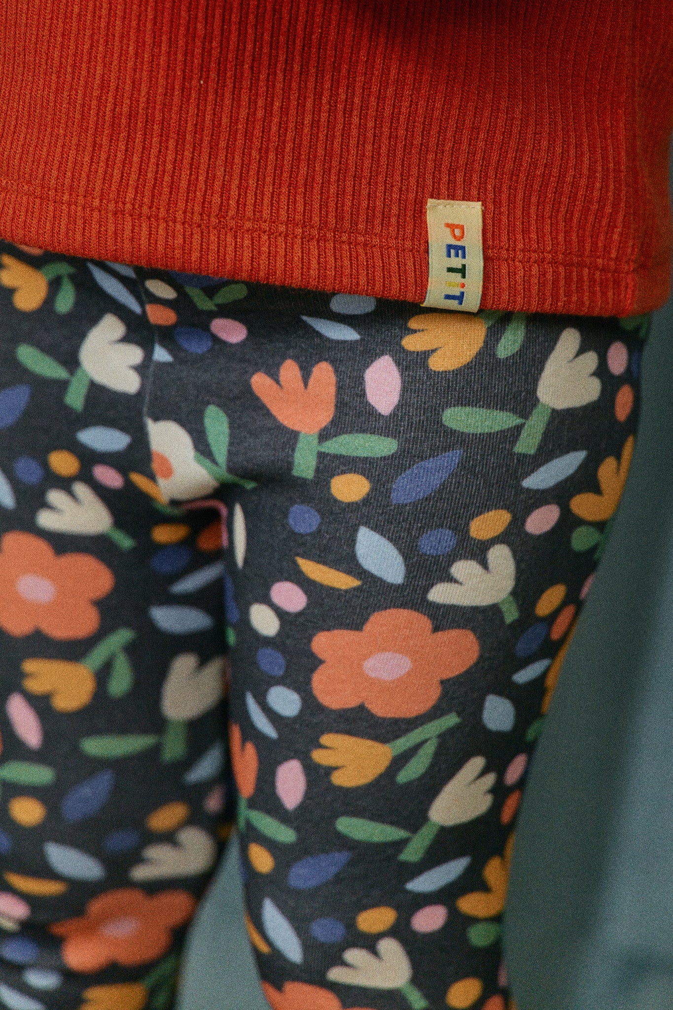 Black Flower Leggings