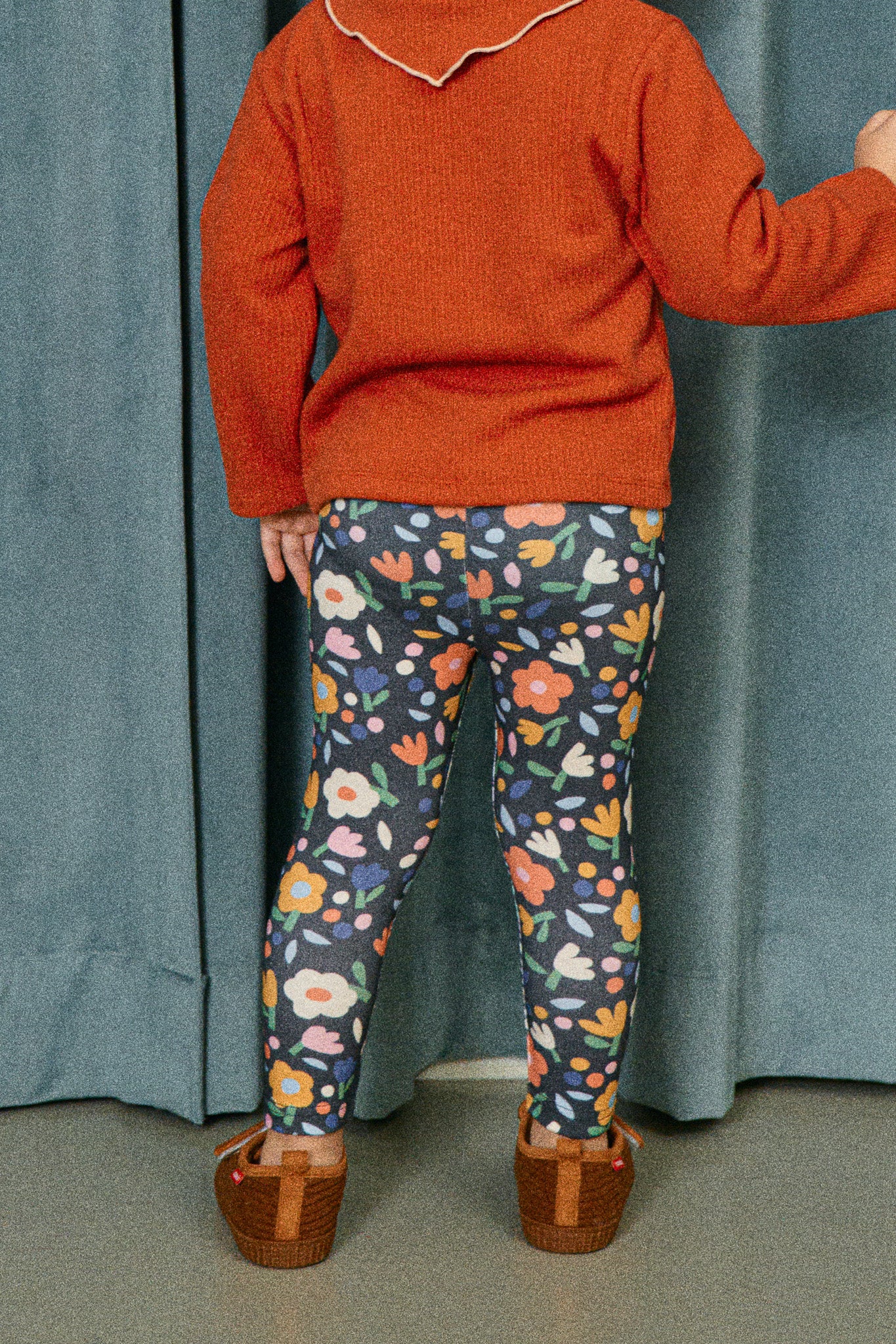 Black Flower Leggings