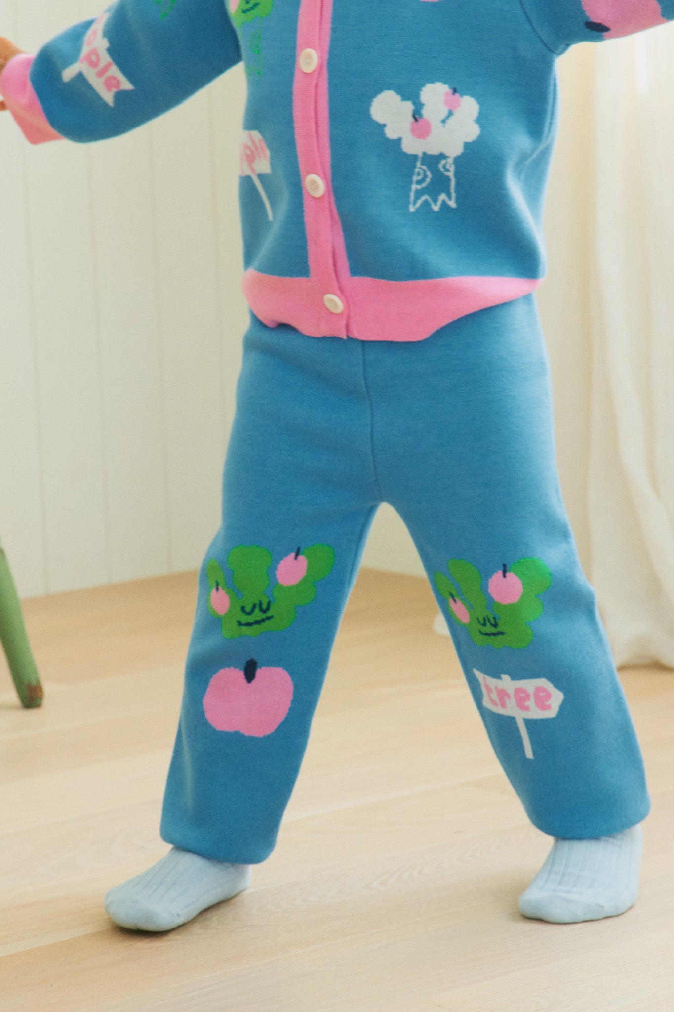 [Pre-Order Only] Apple Tree Jacquard Pants